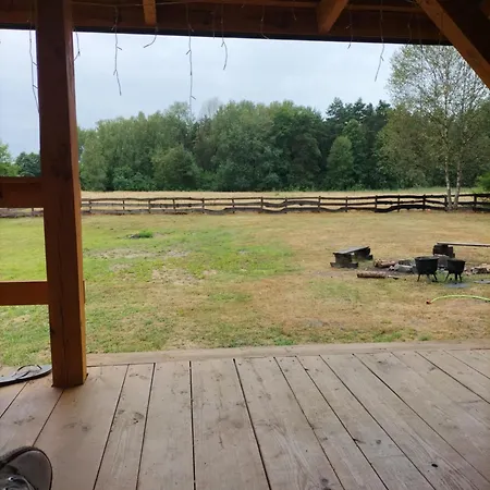 Uroczy Letniskowy W Otoczeniu Przyrody Holiday home